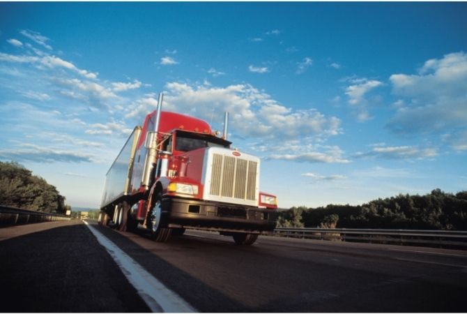 A semi truck title loan can let you borrow a large amount of cash in less than 1 business day!